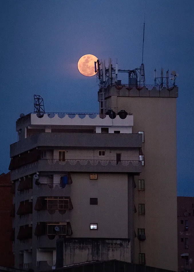 El Equipo AchaStudios capturando la luna